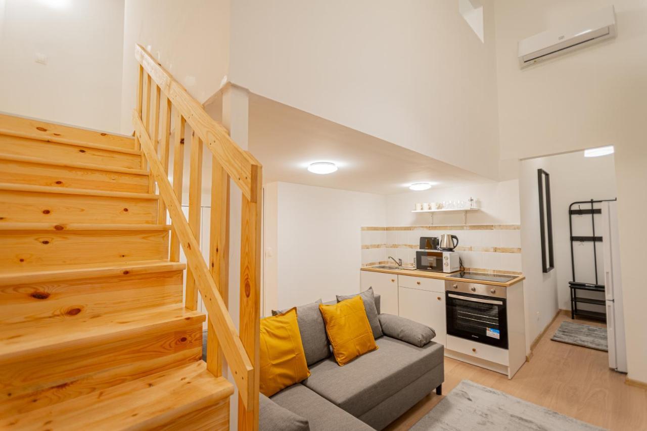Cosy Downtown Flat In Budapest, Lisa Luaran gambar