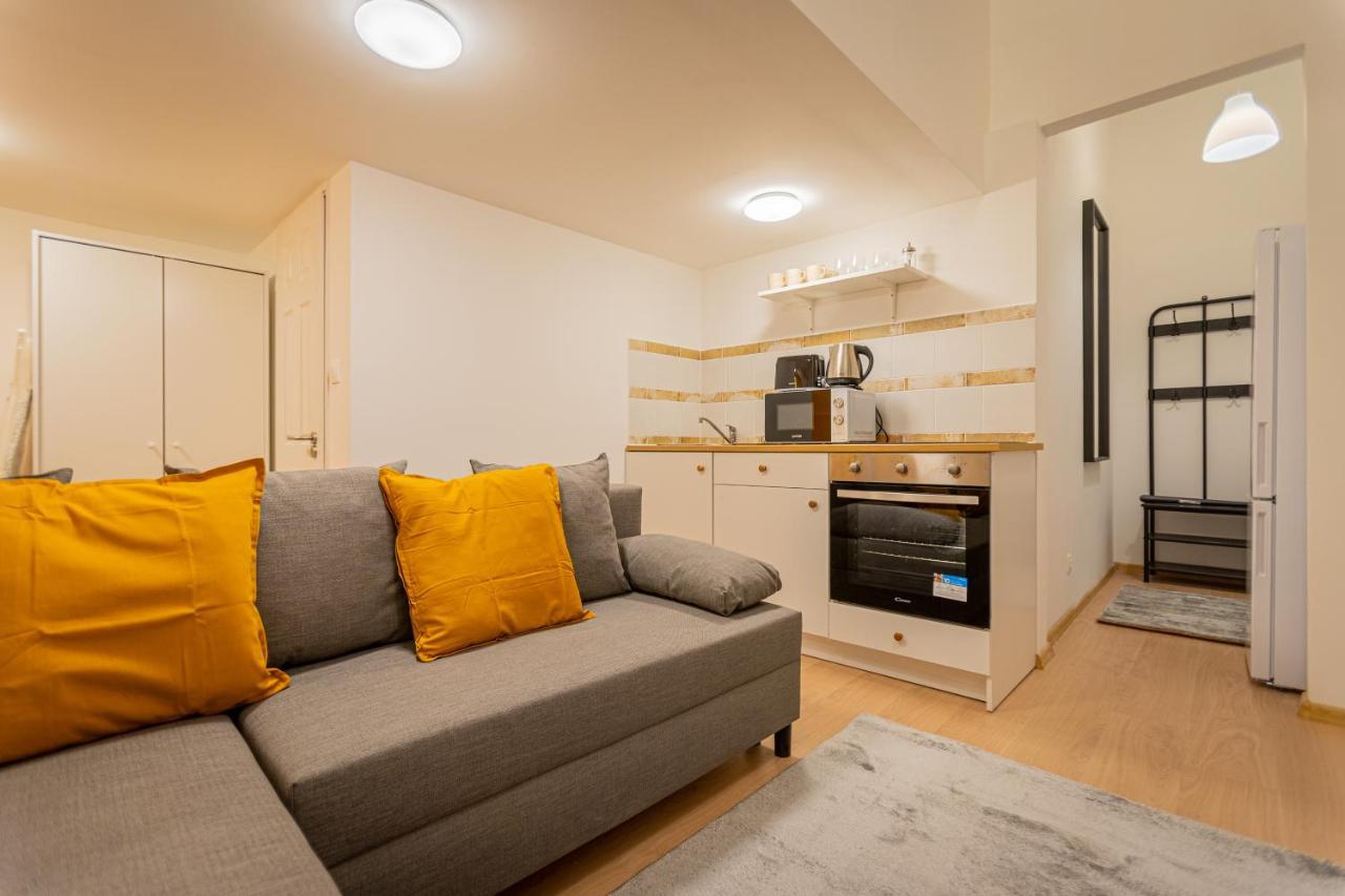 Cosy Downtown Flat In Budapest, Lisa Luaran gambar