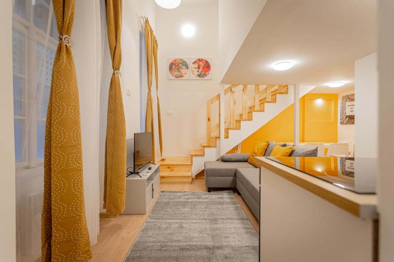 Cosy Downtown Flat In Budapest, Lisa Luaran gambar