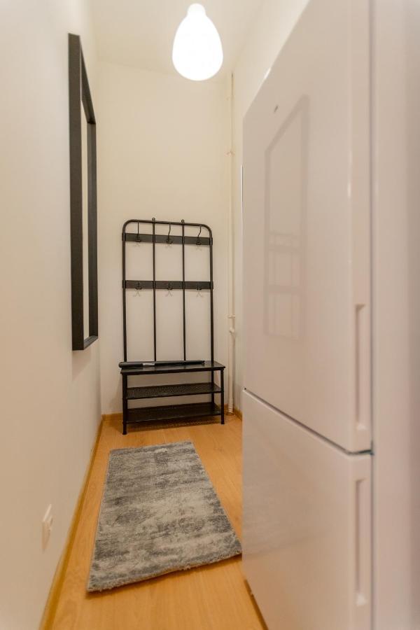 Cosy Downtown Flat In Budapest, Lisa Luaran gambar